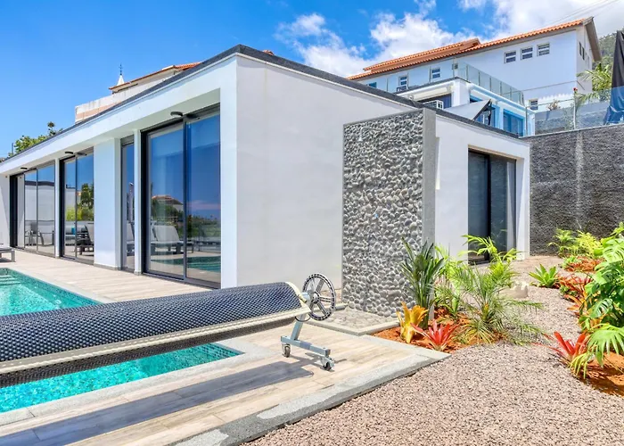 Arco-iris, A In Madeira *